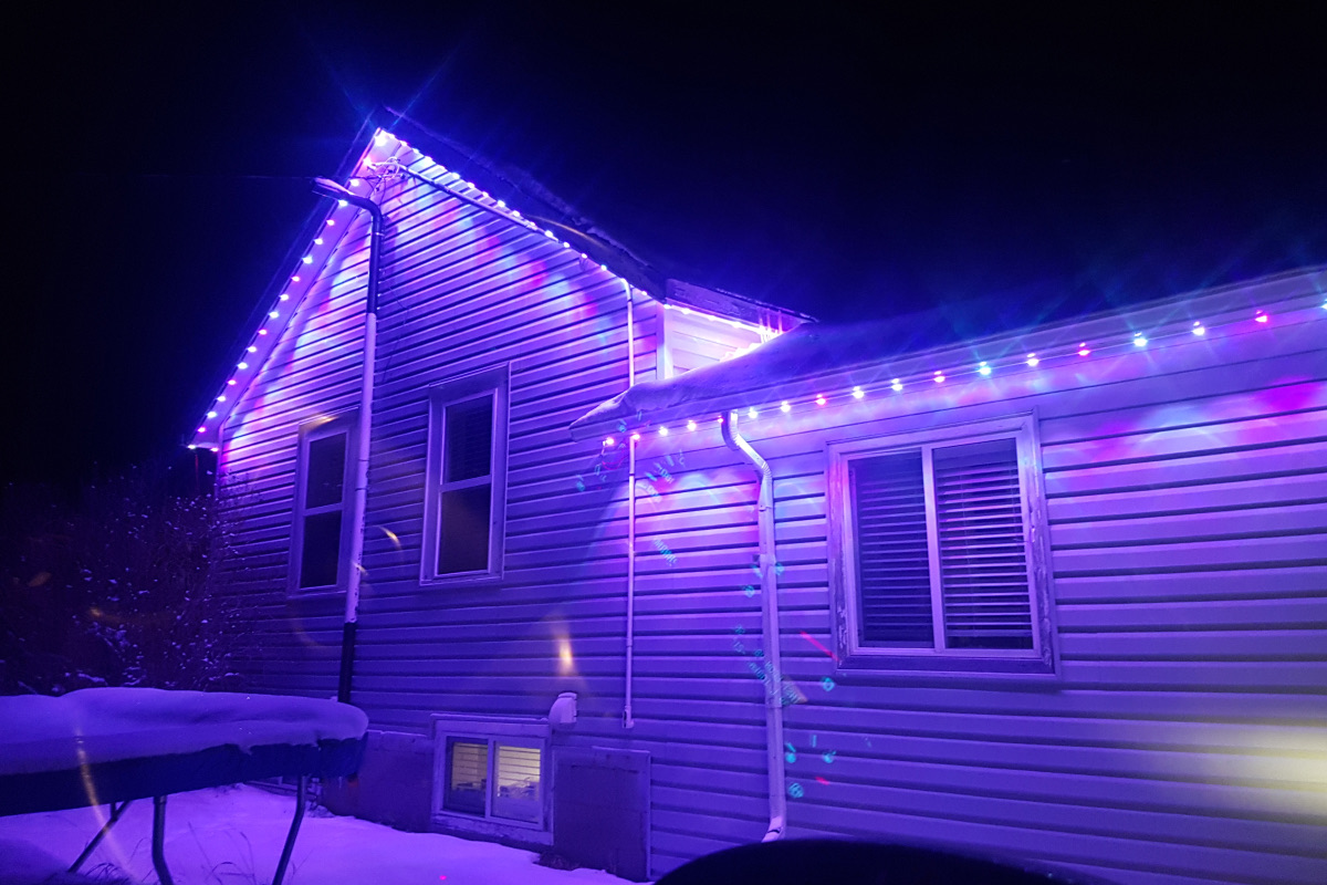 Christmas permanent outdoor lights - GlowStone Lighting